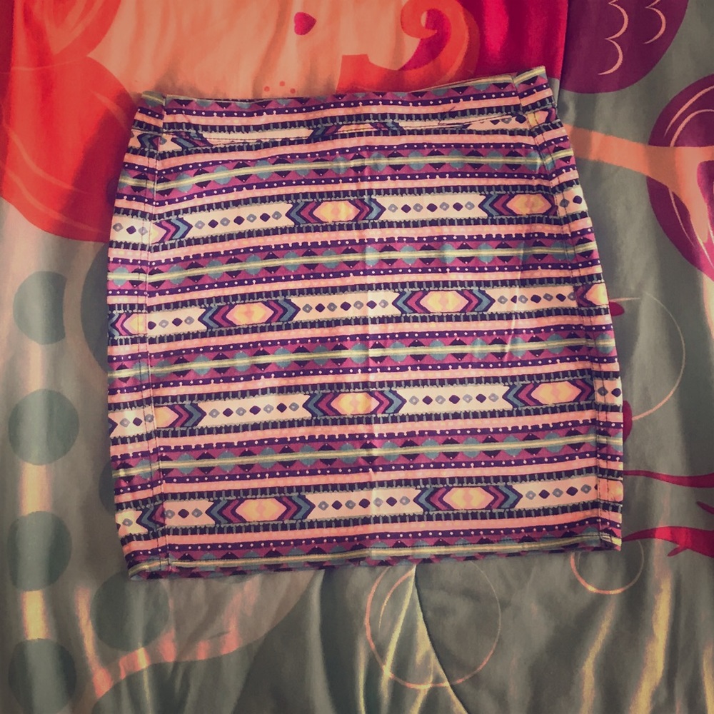 Bodycon mini skirt